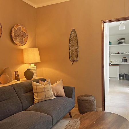 Casa Salinas, Elegant Flat W Patio In Taviras Historical Centre 아파트 외부 사진